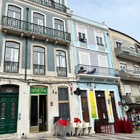 Farol Bed And Breakfast Almada Eksteriør bilde